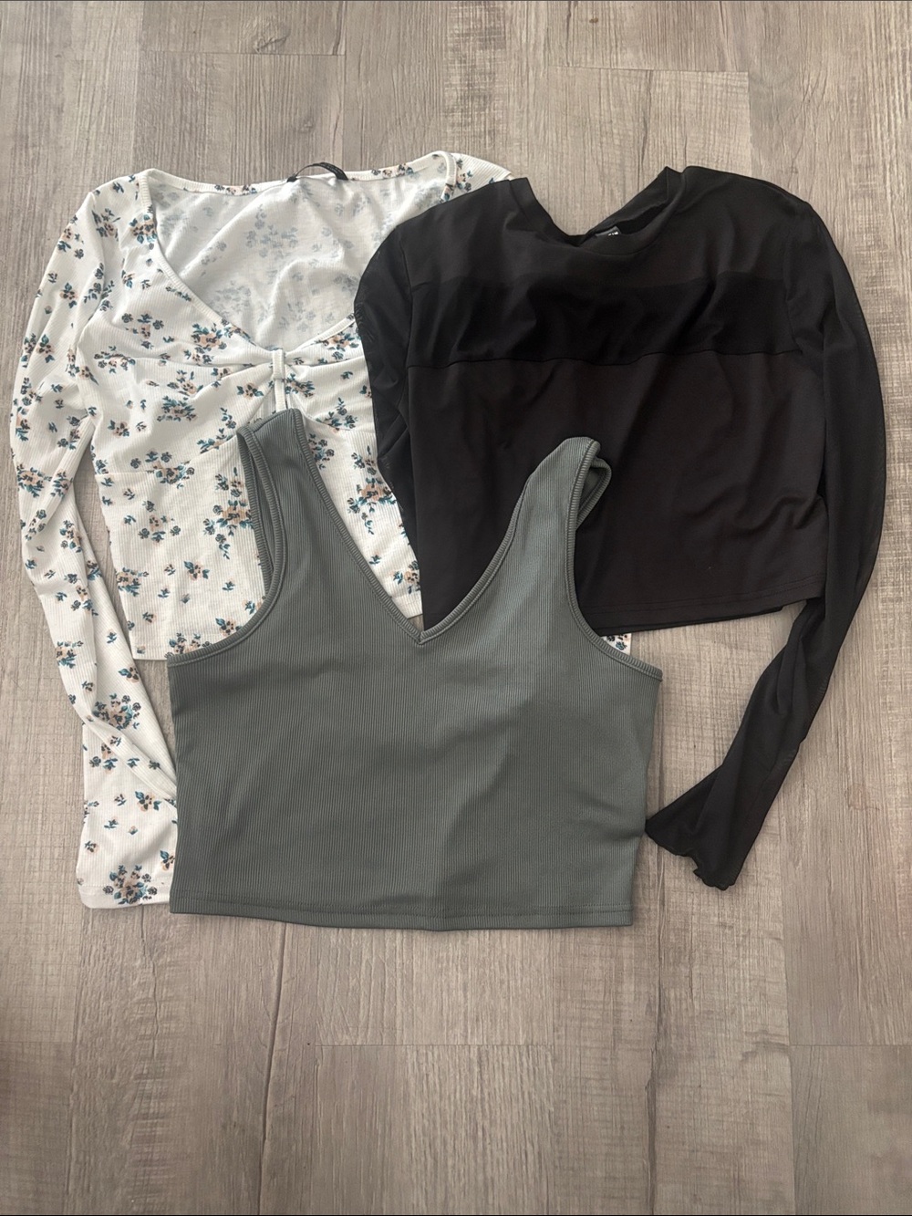 3 piece SHEIN tops White Floral Long-Sleeve/Black sheer/tank top Crop Top size L